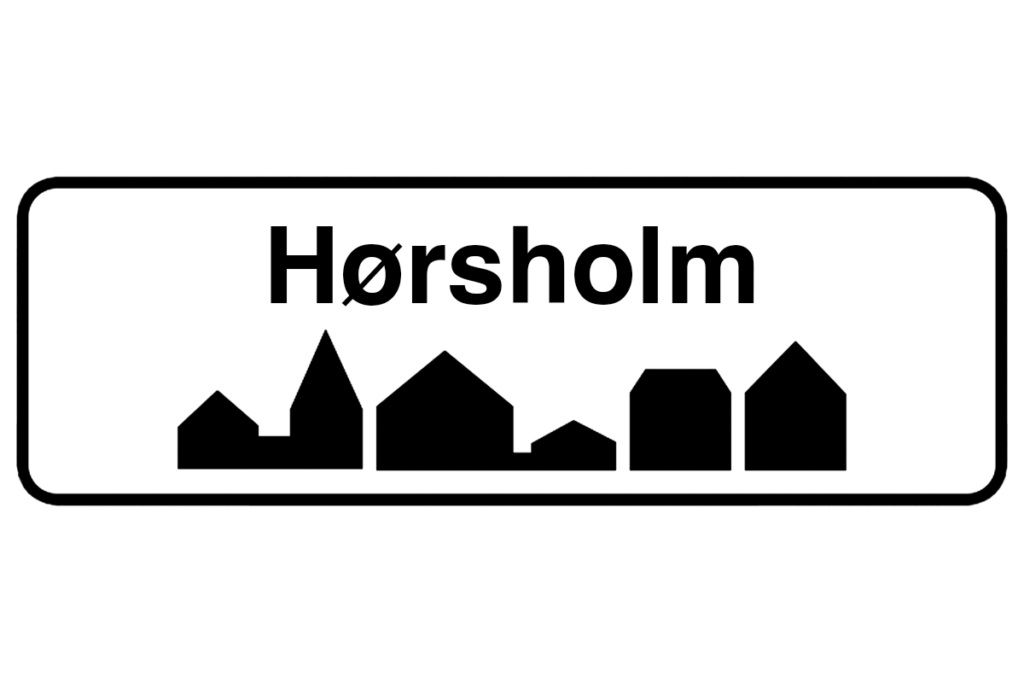 Byskilt med teksten "Hørsholm" i fokus, der fremhæver bynavnet og understøtter vores malerfirma i Hørsholm.